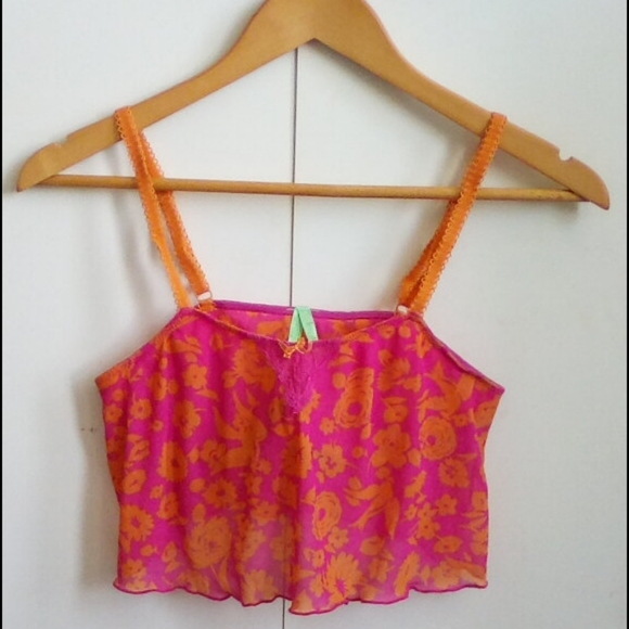 3 FOR $15 LIMITED TIME CLOSET CLEAR OUT|| Floral mesh bralette cropped camisole - Picture 1 of 2